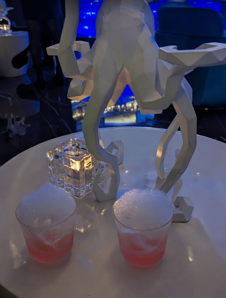 Ossiano Octupus with drinks